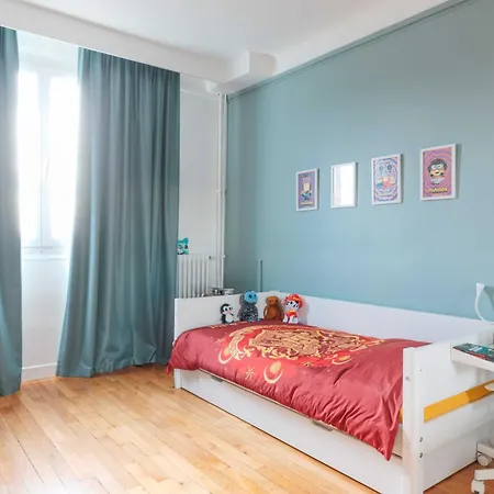 Apartment Bright & Chic In *